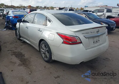 2015 Nissan Altima 2.5 from USA, damaged, VIN 1N4AL3AP0FC431606
